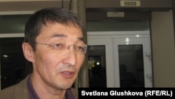 Адвокат Нұрлан Бейсекеев. Астана, 21 маусым 2012 жыл. 