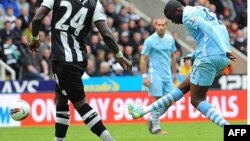 Manchester City-Newcastle oyunundan epizod. 8 May 2012.