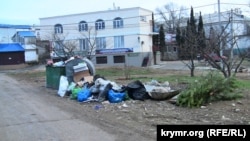 Стихийная свалка в Севастополе