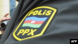 Polis